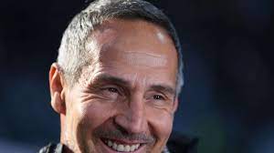 Für trainer adi hütter spielen die 7,5 millionen euro, die sein neuer arbeitgeber borussia. Tolerante Familie Hutter Fuhlt Sich In Frankfurt Wohl Fussball