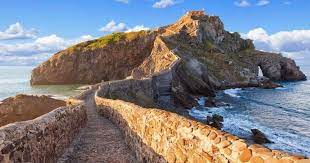 Game of thrones spain location dragonstone. Game Of Thrones Filming Locations In The Real World See The Castles And Locations Of Famous Scenes Where Game Of Thrones Is Filmed Cbs News