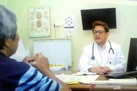 Gaji tertinggi di indonesia berikutnya adalah dokter spesialis. Dokter Saraf Stres Bisa Memicu Serangan Migrain Antara News