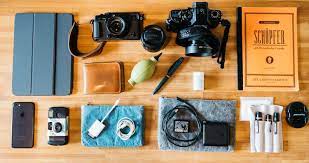 カバンの中身 37 妻と写真と カルチャーと no 26 ニシムラ氏の持ち物と暮らし カバンの中身 バックパックギア カバン