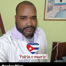 Hace unos días, Renier Díaz, un médico cubano, me escribió emocionado para  contarme que por fin había recibido su green card. Su alegría era evidente,  pero poco después de publicar su mensaje,