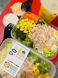 Selain mudah dan nikmat, resep salad sayur ini memberi banyak manfaat bagi kesehatan tubuh. Salad Sayur Tiba Tiba Home Jakarta Indonesia Menu Prices Restaurant Reviews Facebook