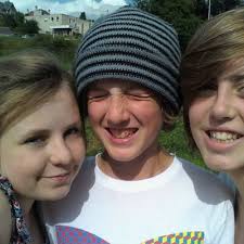 anne macinnes irvine (@ami___x)