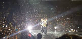 Los integrantes de monsta x lucían completamente sorprendidos por la victoria, incluso el líder trató de iniciar su discurso de agradecimiento durante la programación, pero se tornó algo muy emotivo y no pudo decir mucho. Staples Center Section 119 Row 6 Seat 14 Monsta X Tour We Are Here World Tour Shared By Sharlamarz