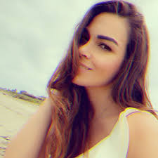 Quién no ha tenido un año difícil? En lo personal, me suspendieron mis  contratos de trabajo desde Marzo, se cerró el negocio de estimulación  temprana de niños qué fue mi bebé desde