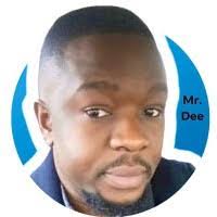 Dee Hood's Instagram, Twitter & Facebook