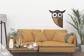 Wenn ich so wandtattoos auf rauhfaser tapete drauf machen will , wie mache ich des am besten? Wandtattoo Anbringen Anleitung Und Tipps Fur Raufaser Talu De
