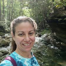 Solo female traveler seeking US state recommendations for 2025 trip