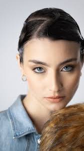 Bf shoulders >>> #tomorrowlandwithyoutube