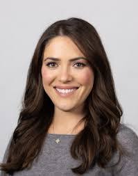 Kate Ropp's Instagram, Twitter & Facebook