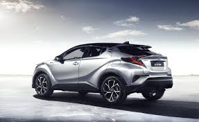 H Cr En Kia Niro Concurrent Toyota Maakt Eindelijk Een Strakke Hybride Toyota Hybride Toyota