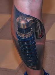Biomechanik Tattoo 50 Bilder Mit Roboterhaften Motiven Biomechanik Tattoo Biomechanik Tattoo Waden