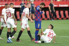 240 resultaten voor spanje voetbal. Real Op Pole Position In Spanje Het Gaat Voor Barca Moeilijk Worden De Liga Nog Te Winnen Buitenlands Voetbal Ad Nl