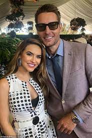 Feb 10, 2020 · chrishell stause war bereit, eine familie zu gründen. Chrishell Stause Dateien Gericht Dokumente Wiederherstellen Madchennamen Nach Der Schock Trennung Von Justin Hartley Aktuelle Boulevard Nachrichten Und Fotogalerien Zu Stars Sternchen