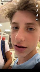 Louis (@louis._.melendez)