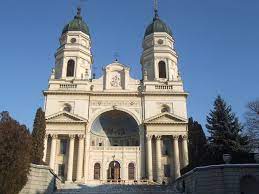 Numită, de către ctitorii ei, maică a bisericilor şi maică a patriei; Catedrala MitropolitanÄƒ Din IaÈ™i Cult Ortodox Vizitam Orasul Iasi