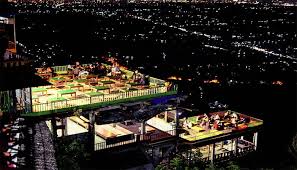 Hal tersebut tidak lain karena mereka yang bukit bintang yogyakarta malam hari menyuguhkan suasana gemerlap lampu pada malam hari, bangunan gedung kota jogja, serta lampu pesawat yang. Bukit Bintang Jogja Harga Tiket Masuk 2021 Lokasi Foto
