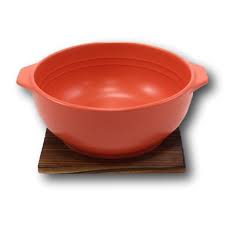 Clay cookware has been used in mexico for generations, and can be found in almost every mexican kitchen, it is a tradition passed down by the ancient aztecs. Japanese Red Donabe Ceramic Hot Clay Pot Bowl Casserole 32oz With Wooden Base Walmart Com Walmart Com