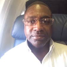 Charles Ewing (@Cdubbe)