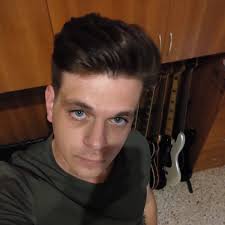 Cerca bassisti ad Asti