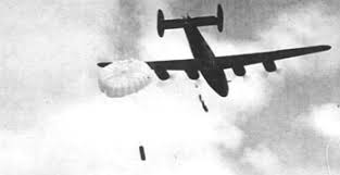 Résultat de recherche d'images pour "CONTAINERS RAF PARACHUTAGES"