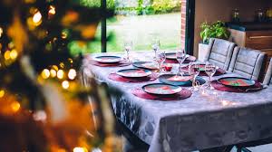 Argentineans have their christmas dinner on christmas eve. Everything You Wanted To Know About British Christmas Dinner Evan Evans Tours