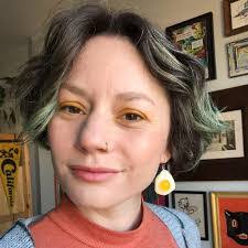 Caitlin Elgin's Instagram, Twitter & Facebook