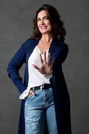 Esta é uma página dedicada a diva das nossas manhãs fátima bernardes, somos fãs, admiradores de seu trabalho !! Fatima Bernardes Festeja 5 Anos Do Encontro E Nova Fase De Vida Sou Uma Mulher De Conquistas Tv E Lazer Extra Online