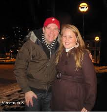 He is an actor, known for mammona (2014), vestavind (1994) and chez toi (1996). Bjarte Hjelmeland Miss Musical Queen