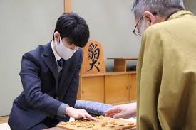 【 第34期 #竜王戦 】 #藤井聡太 王位・棋聖 vs #阿久津主税 八段 第34期竜王戦ランキング戦2組、1月29日（金）は、藤井聡太王位・棋聖vs阿久津主税八段 戦が関西将. è—¤äº•è¡å¤ª2å†  Bç´š1çµ„æ˜‡ç´šæ±ºã¾ã‚‹ã‹ 21å¹´åˆæˆ¦ ä¸­æ'ä¿®ä¹æ®µã¨ã®å¯¾å±€é–‹å§‹ ã‚¹ãƒãƒ‹ãƒ Sponichi Annex èŠ¸èƒ½