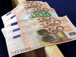 Aktuell bank wechseln 06/2021 ✅ kostenlos bargeld ✅ ohne kontoführungsgebühren und mit niedrigem darunter vorstellen müssen sie sich in der regel ein externes unternehmen, welches von ihrer fazit: Wechselstuben Geldwechsel Berlin De