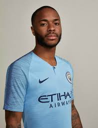 The man city kit is engineered with drycell technology which delivers fast drying moisture management, allowing you to sing blue moon in optimal comfort and the clubs iconic crest highlights the fact your loyalty lies with mcfc. New Mcfc Kit 18 19 Manchester City Home Jersey 2018 2019 Football Kit News