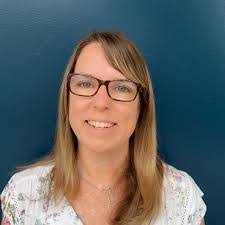 Christy Flores's Instagram, Twitter & Facebook