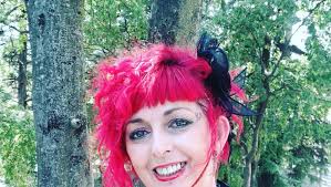 Bagnols-sur-Cèze : avec Nathaly Hertwig-Gillet, voyage dans la pop culture  et les émotions