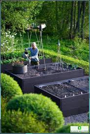 Die gartengestaltung mit pflanzen bei der planung der bepflanzung legen viele hobbygärtner wert auf eine möglichst lange gesamtblütezeit. Pin Von Vuk Milic Auf Garten Garten Garten Hochbeet Garten Landschaftsbau