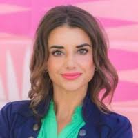 1900+ profilů „Eyer“