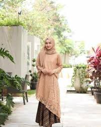 Namun seiring perkembangan motif inovasi model kebaya modern bahan brokat memang tidak ada habisnya jika dibahas. 9 Jenis Kain Brokat Cantik Dan Menarik Yang Wajib Kamu Tahu