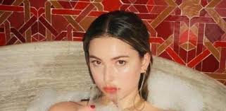 Eve, la hija pequeña de Steve Jobs, se hace modelo