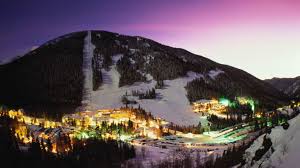 16 Of The Best Small Mountain Towns For A Cozy Winter In 2020 Winter Vacation Spots Winter Family Vacations Mexico Vacation