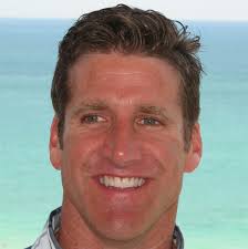 Dan Diaz's Instagram, Twitter & Facebook