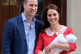 Szczególnie jeśli chodzi o kontrowersje księcia andrzeja oraz ostatni wywiad udzielony przez księcia harry'ego i meghan markle. Ksiezna Kate I Ksiaze William Wybrali Rodzicow Chrzestnych Louisa Moda I Trendy