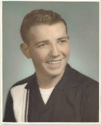 Lilly Combs's Instagram, Twitter & Facebook