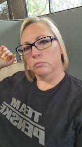 Introduction of a new member from Detroit in a lesbian group