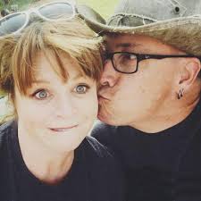 How many fishing poles are you guys typically bringing out when you go