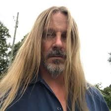 I hope your night was as fun & 🔥 as this Mustang!! #HappyValentinesDay  ROYL Garage The Ride That Got Away ❤️