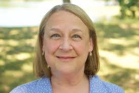 Paula Bachman's Instagram, Twitter & Facebook