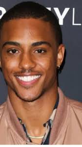 Now representing KENDALL GRIFFIN ( @_kendallgriffin )