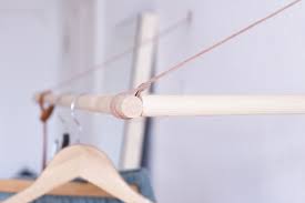 Wer eine garderobe selber bauen will, der sollte sich sehr genau überlegen, wie diese aussehen soll. Garderobe Selber Bauen Die Filigrane Losung Fur Die Wand