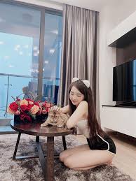 Anh nổi tiếng với vai cao thanh lâm trong bộ phim chạy án thuộc loạt phim truyền hình cảnh sát hình sự. Hot Girl Le PhÆ°Æ¡ng Anh Ná»•i Ä'inh Ä'am Máº¡ng Xa Há»™i La Ai 2sao