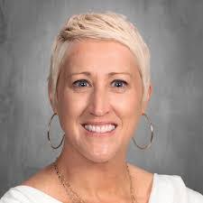 Allison Pierson's Instagram, Twitter & Facebook